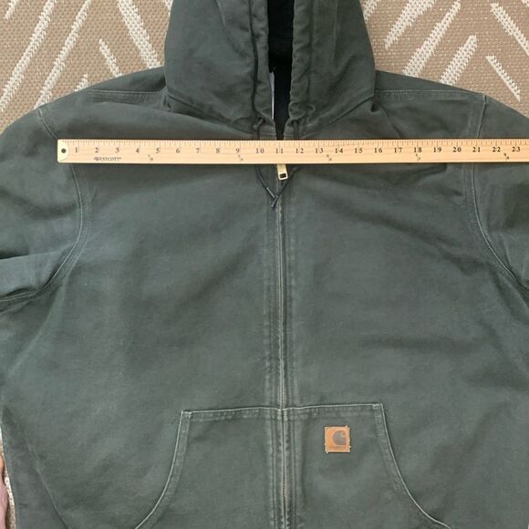 Carhartt Distressed RN#14806
J130 MOS Green Hooded Chore Workwear Coat Sz XLT - Picture 16 of 17